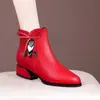 Botas de tornozelo com salto grosso, salto baixo, nova coleção outono/inverno 2026, botas de tornozelo vermelhas femininas, botas femininas, botas de couro estilo mãe