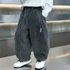 Ropa de Primavera y Otoño para Niños Pantalones Guapos de Cimitarra Estilo Coreano Pantalones Casuales Sueltos Versátiles para Niños Pequeños Pantalones Elegantes para Bebé Comercio Exterior