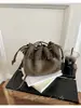 Bolso de mano pequeño de ante con estampado de leopardo de comercio exterior, nuevo diseño retro tipo cubo, bolso de hombro elegante, bolso cruzado, bolsa de la suerte