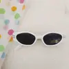 Nuevas Gafas de Sol Retro Pequeñas con Montura Distintiva y Cóncava para Niños y Niñas Gafas para Disparos Callejeros 2024