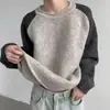Suéter de outono e inverno com caimento solto, color block e mangas raglan, novo estilo masculino, peso pesado, caimento relaxado, suéter de tricô solto estilo coreano, marca da moda