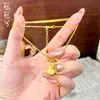 Colar pingente de cabaça de cristal de gelo moderno e simples, corrente para clavícula de borla versátil de luxo leve, cauda de peixe com alta retenção de cor