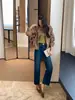 Novo Top Outono Estilo Europeu Guangzhou Treze Linhas Calça Baguette de Nove Pontos Jeans Cor Original de Denim com Cinto 61860