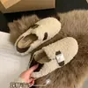 Pantuflas de invierno para mujer para exteriores, zapatos planos slip-on retro de estilo coreano de moda 2026, zapatos de algodón con forro polar para mujer