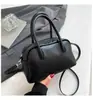 Bolso de Mano Transfronterizo de Moda para Mujer 2026 Nuevo Retro Nicho Bolso Bowling para Viajar Bolso Cruzado de un Solo Hombro de Lujo Ligero