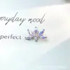 Pendientes de Titanio F-136 Aleación de Titanio Circonia Flor de Loto G23 Titanio Rosca Interna Circonia Labret Piercing Joyería Cabeza