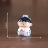 Micro-Paisaje Creativo Lindo Muñeco de Confucio y Niño con Libro Decoración DIY Accesorios para Colgar Mini Adornos de Escritorio