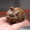 Figurita de Unicornio Tallada en Sándalo Verde para que los Hombres la Lleven Consigo, Adorno de Madera para el Hogar, Sala de Té, Mascota de Té