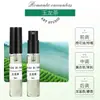 Transmissão ao Vivo do Verdadeiro Eu Corvo Negro Feminino Terra de Ninguém Encontro de Rosas Perfume de 5ml, Fragrância Amadeirada, Fragrância de Longa Duração, Aroma de Madeira