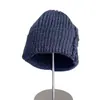 Gorro de lana tejido retro único para mujer, nuevo estilo de otoño e invierno, gorro sencillo y versátil para poner, cubrecabezas cálido y a prueba de frío