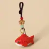 Chaveiro Pingente de Escultura em Madeira Artesanal Criativa Peixe-Palhaço, Decoração de Mochila de Peixinho Fofo, Presente Comemorativo de Alta Qualidade