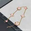 Casa del Burro Versión Alta Pulsera de Ágata Roja de Cinco Flores Cuatro Flores para Mujer Collar de Flor Antigua Chapado en Oro Rosa de 18k Lujo Ligero