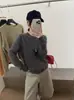 26 Nova Coleção de Outono: Blusa de tricô básica de cor sólida estilo coreano com gola redonda e mangas compridas, versátil para looks casuais e de trabalho, peça base feminina