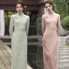 Colección Otoño/Invierno 2026 Nueva: Elegante y Modernizado Vestido Largo de Terciopelo Manli para Damas, Estilo Fresco y Juvenil, Adecuado para Sesiones de Fotos y Uso Diario
