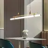 Candelabro de sala de té estético de la dinastía Song, diseño de mediados de siglo estilo chino nuevo, candelabro lineal de hierro imitación mármol inspirado en Zen para comedor