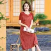 Vestido de Verão para Mães, Novo Vestido Fashion Estilo Chinês 2026, Novo Modelo para Mulheres de Meia-Idade e Baixas, Cintura Marcada, Emagrecedor, Vestido Elegante