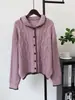 Suéter Abrigo de Punto Trenzado con Cuello de Muñeca Dulce 2026 Otoño/Invierno Nuevo Estilo Perezoso Suave y Acogedor Cárdigan de Punto para Mujer