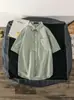 Camisa Masculina de Cor Sólida Manga Curta Estilo Japonês Simples Verão Decoração de Bolso Versátil Casual Solta Fina Camisa com Lapela