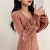 Elegante estilo coreano otoño e invierno retro tejido de punto trenzado cuello en V cintura ceñida manga abullonada línea A vestido suéter de punto ropa de mujer 26138