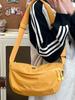 Bolsa Sela Estilo Japonês para Mulheres, Bolsa Transversal Ultra Transparente à Prova d'Água, Versátil Bolsa Dumpling para o Dia a Dia, Bolsa de Ombro sob o Braço em Cor Sólida com Acabamento de Alta Qualidade