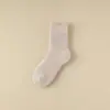 Calcetines Gruesos Cálidos de Otoño e Invierno para Mujer hasta Media Pantorrilla Calcetines de Felpa Cepillada para Mujer Calcetines de Cachemira Calcetines para el Piso del Hogar a Prueba de Frío