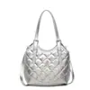 Bolsa de Mão Feminina Diamante 2025 Tendência Transfronteiriça Moda Luxo Leve Nova Grande Capacidade para o Dia a Dia de Mão Transversal Bolsa Tote