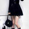 Roupas de inverno pequenas estilo ocidental vestido preto pequeno estilo Hepburn cintura alta vestido de veludo alto outono e inverno feminino