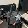 Bolsa Tote Balde Transversal Feminina Elegante Cor Sólida Verão 2026 Novo Estilo Coreano Tendência Estrela Pingente Menina