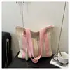 Bolsa Tote de Ombro de Grande Capacidade, Tecida à Mão em Estilo Ocidental, Novo Estilo Verão 2025, Moderna e Fashion, Tecida em Palha para Mulheres