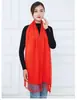 Lenço Vermelho Chinês com Texto Impresso para Celebrações e Reuniões Anuais, Lenço Vermelho Grande com Logo Bordado em Estilo Étnico