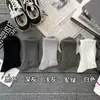 Meias de Cor Sólida de Cano Médio para Homens, Preto e Branco, Primavera, Verão e Outono, Fio Grosso, Desodorante, Absorventes de Suor, Respiráveis, Não Formam Bolinhas, Meias Esportivas de Alta Elasticidade
