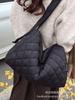 Bolsa de Ropa de Algodón para Mujer de Gran Capacidad 2024 Nuevo Otoño e Invierno Casual Hombro Bandolera Acolchada Tote para Viaje