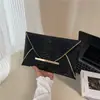 Bolso Casual de Moda Estilo Coreano 2025 Nuevo Bolso Sencillo de Mano Tipo Sobre Nuevo Bolso de Mano Bolso de Mano Elegante Bolso para Mujer