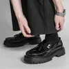 Zapatos de cuero de punta gruesa para hombre transfronterizos, nuevos mocasines slip-on de estilo británico para primavera y otoño, zapatos casuales