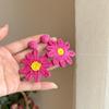 Aretes de isla hechos a mano de girasol de rafia y pasto, aretes de flores grandes exagerados de personalidad junto al mar, venta al por mayor de aretes
