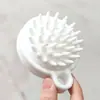 Herramienta para Lavar el Cabello Estilo Japonés, Cepillo Blanco para Lavar el Cabello, Peine Masajeador para la Cabeza, Rascador del Cuero Cabelludo, Cepillo de Silicona para Champú, Venta al por Mayor desde el Fabricante