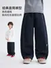 Casa da Hai Ma 2026 Outono Nova Roupa Infantil Meninos Costura em Contraste Jeans de Sarja Lavado Macio Roupas de Outono para Crianças Estilo Foice Calça Longa Tendência