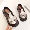 Zapatos de moda brillantes de una sola pieza para niñas 2026 Verano-Otoño Nuevo Estilo Coreano Mariposa Princesa Casual Zapatos de Cuero para Niños