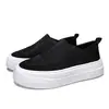 Zapatillas deportivas casuales para hombre, mocasines modernos slip-on, zapatos versátiles de suela gruesa para el día a día y actividades al aire libre