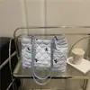 Bolsa Nova Texturizada de Grande Capacidade Outono e Inverno 2025 Bolsa de Ombro Casual Moderna Personalizada Design de Nicho Bolsa Tote