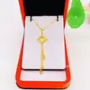 Cnc Joyería Estilo Popular Escala Brillo Brillante Artesanía Chapado en Oro Pequeño Colgante Cuadrado Collar de Mujer de Gama Alta Venta al por Mayor