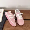 Verão 2026 Novo Comércio Exterior Tamanho Grande Feminino Casual Confortável Retrô Bico Redondo Estiloso Altura Aumentada Sapatos Tamanho Único