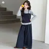 Moletom com Gola Redonda para Bebê Menina 2026 Novo Outono Estiloso Camiseta Top de Meio Comprimento para Menina Conjunto de Duas Peças Estilo Primavera e Outono