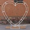 Nuevos accesorios para bodas comercio exterior estante en forma de corazón fondo floral estante de escenario para propuesta sala de exposiciones de ventana boda de flores