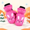 Guantes de invierno para niños de 3 a 10 años, bolsa de dedos de tres capas de terciopelo grueso, cálidos, cortavientos, impermeables, con diseño de dibujos animados, para la nieve