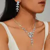 Colar Suéter Coração de Zircônia Gota d'Água Folha Estilo Europeu e Americano de Luxo Leve, Moderno, Exquisito, Versátil, Elegante, Joia de Alta Qualidade para Mulheres