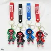 Llavero Colgante Extraordinario Spider-Man Sudadera de Dibujos Animados Figura de Spider-Man Adorno Llavero Caja Ciega Imán para Nevera Jugar