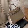 Bolso Kelly de Cuero Genuino Gris Elefante, Bolso de Mano Versátil de Gama Alta para Regalo, Bolso Cruzado Commuter para Mujer Verano 2026