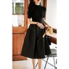 Vestido Preto Pequeno de Manga Longa com Combinação de Material Texturizado e Tricô, Vestido com Saia Plissada de Lã Emagrecedor, Outono e Inverno 2026