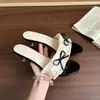 Sandalias de Tacón Alto con Lazos Estilo Chanel 2026 Verano y Otoño Nuevas Japonesas Lindas Versátiles Abiertas por Delante Zapatillas de Poner